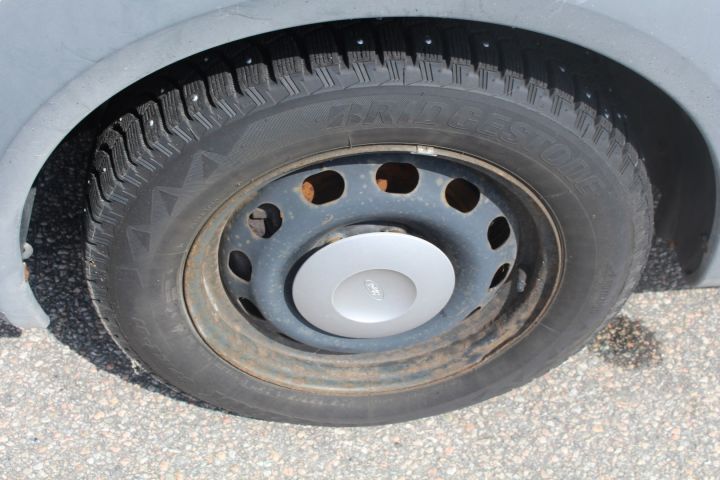 491848-23 Ford Transit Connect 1.8 TDDI