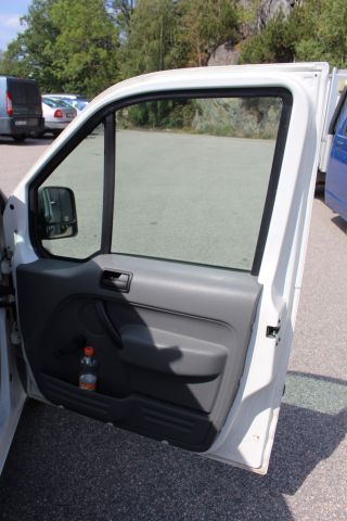 491848-35 Ford Transit Connect 1.8 TDDI