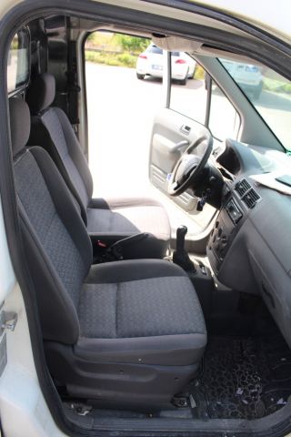 491848-36 Ford Transit Connect 1.8 TDDI