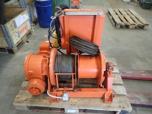 398983-2 Winch Linden-Alimak
