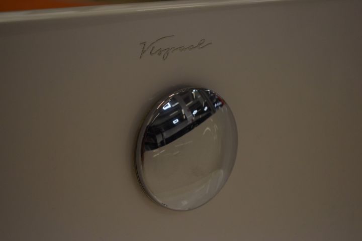 493466-4 Vispool Dea Design bath
