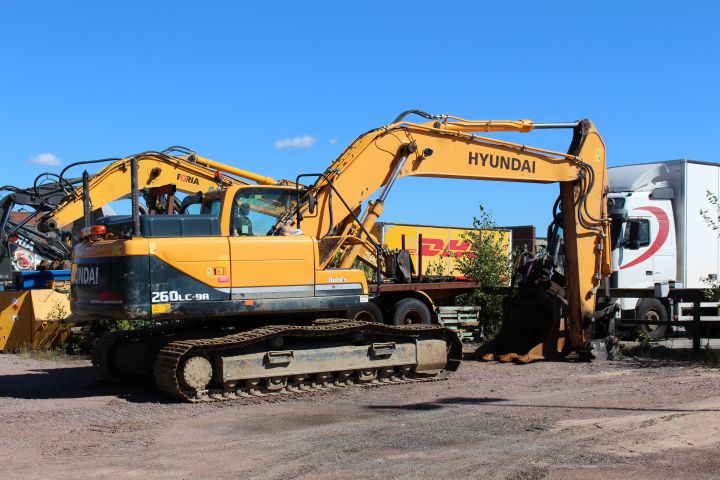 494406-2 Bandgrävare Hyundai R260LC-9A (3481h, rototilt) -15
