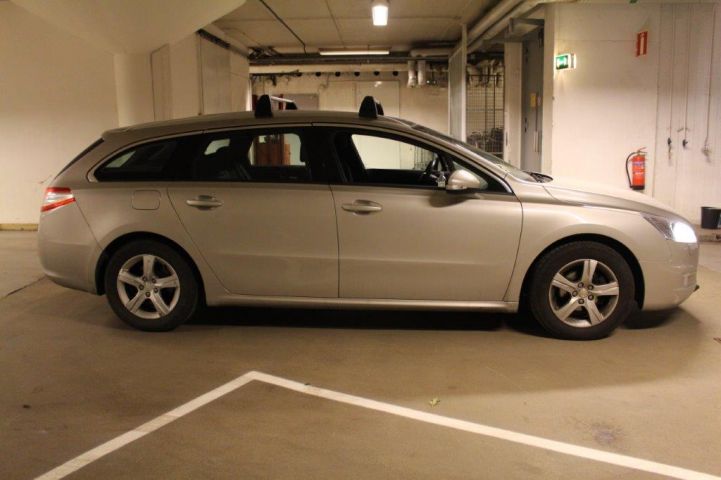 494411-4 Peugeot 508 SW (Back Sensors, Panoramic Roof) -11