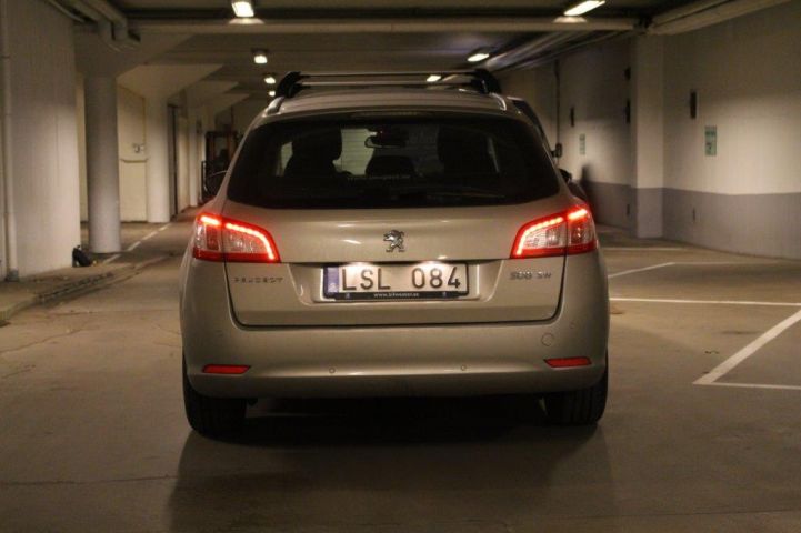 494411-6 Peugeot 508 SW (Back Sensors, Panoramic Roof) -11