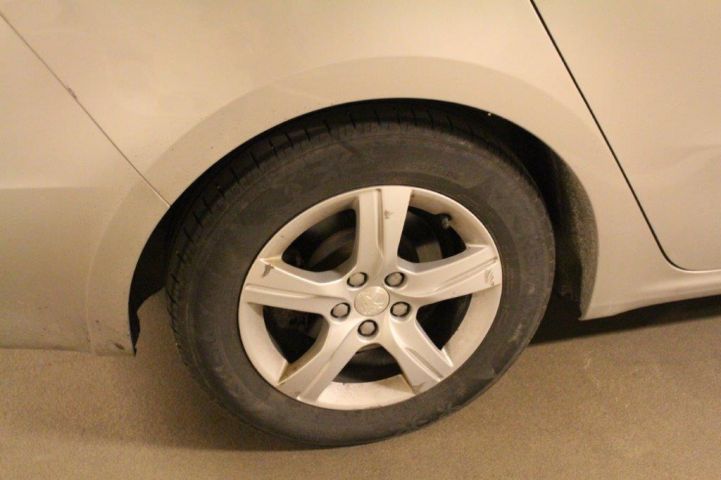 494411-17 Peugeot 508 SW (Back Sensors, Panoramic Roof) -11