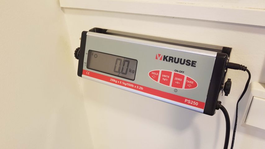 494505-2 Kruuse Veterinary Walk-On Platform Weigh Scales PS250