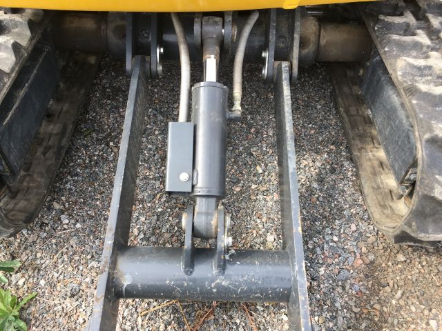 494542-15 Komatsu PC 18 MR-3 2016