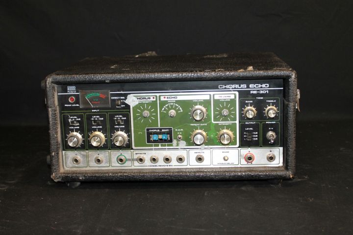 488806-1 Roland Chorus Echo RE-301
