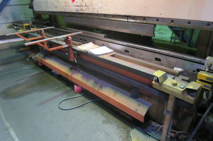 457452-5 Pressbreak Beyeler RT 300x4100