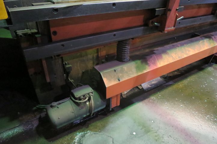457452-11 Pressbreak Beyeler RT 300x4100