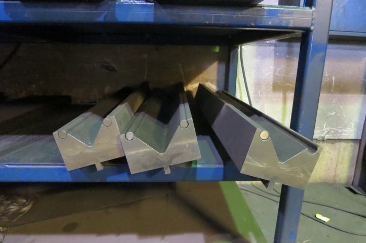 457452-14 Pressbreak Beyeler RT 300x4100