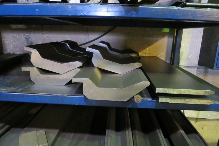 457452-15 Pressbreak Beyeler RT 300x4100