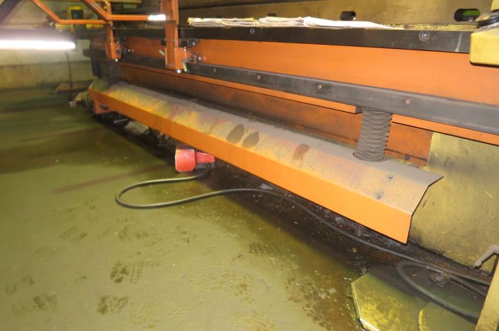 457452-34 Pressbreak Beyeler RT 300x4100