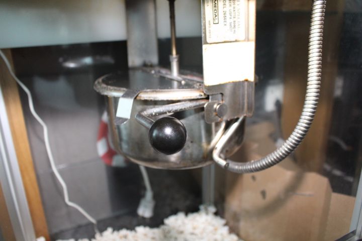 493650-6 Popcornmaskin Gold Medal 2656EX