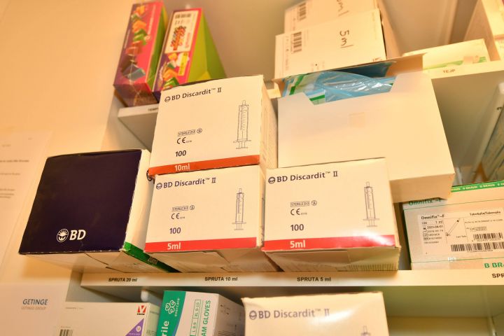 494746-3 Medical Equipment - ONLY BUYER WITH PRIVATE LAW !!