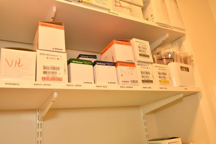 494746-6 Medical Equipment - ONLY BUYER WITH PRIVATE LAW !!