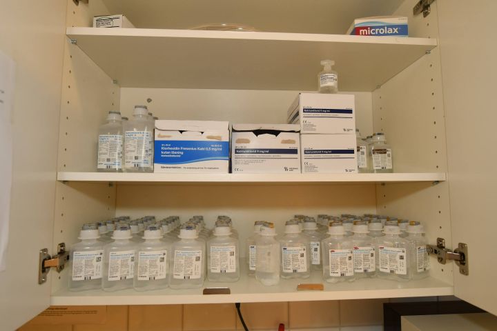 494746-15 Medical Equipment - ONLY BUYER WITH PRIVATE LAW !!