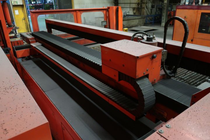457581-15 Laser cutting machine Bystronic Bystar 3015