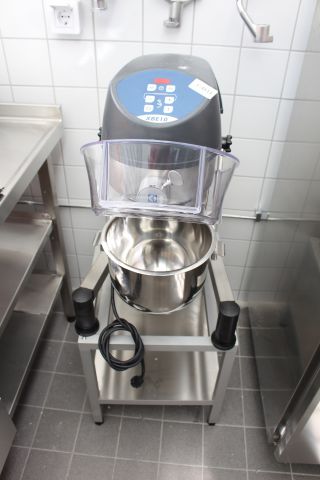 454811-1 Mixer Electrolux XBE10 with accessories on tripod - 2017