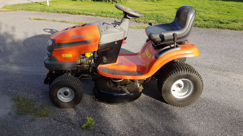 495601-2 Husqvarna Mower