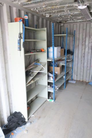 495343-8 20-foot container with interior lighting and material frame