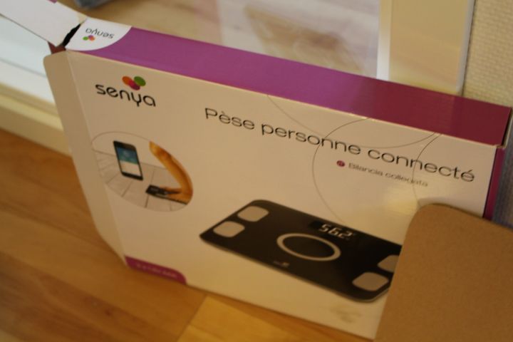 487920-3 Dammsugare Nilfisk Extreme X200 och smartvåg Senya BT Scale