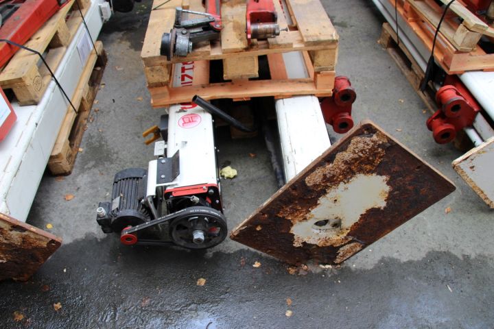 491893-2 Two-stroke lift Stenhøj Maestro 3200 kg