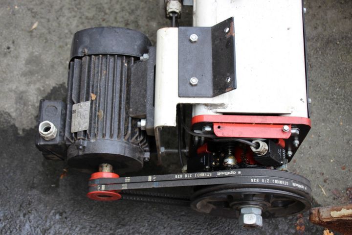 491893-3 Two-stroke lift Stenhøj Maestro 3200 kg