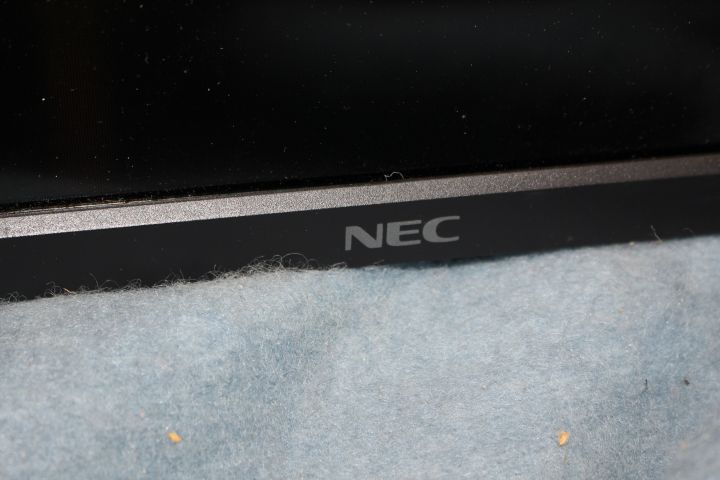 436527-2 TV Monitor NEC 42 ''