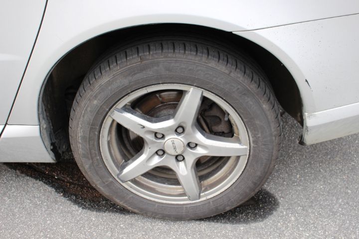 496148-9 Volvo V70 2.4 D Momentum automat-2010 (175hk, 38700mil)