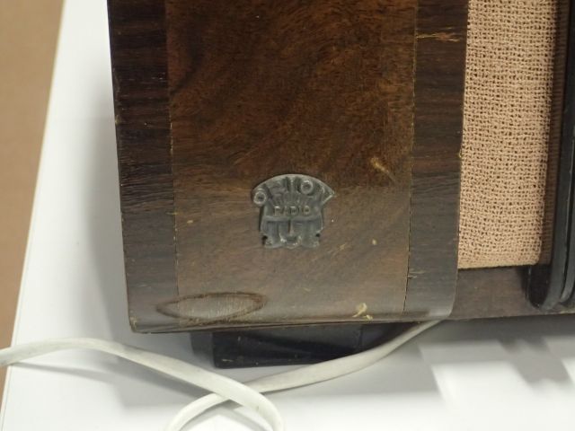 399375-2 Orion Radio Type: 55