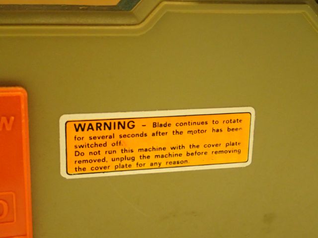 399376-5 Band saw Black & Decker DN330