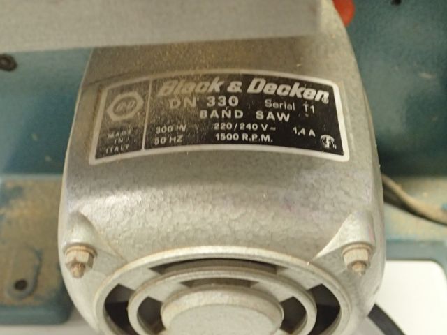 399376-8 Band saw Black & Decker DN330
