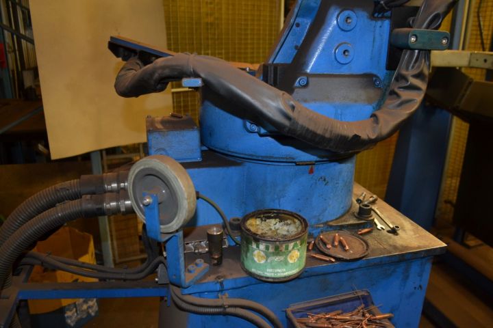 492373-7 Svetsrobotcell Motoman