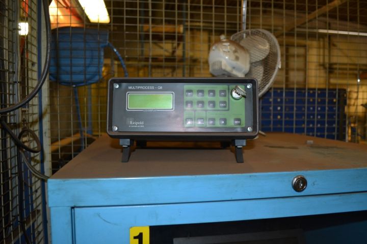 492373-17 Svetsrobotcell Motoman