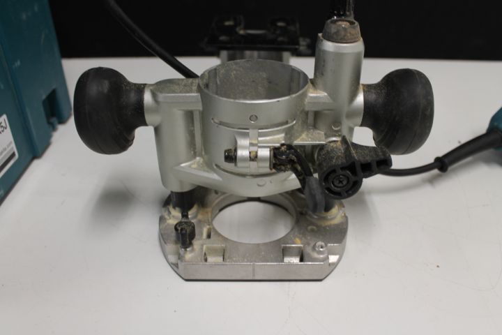 436565-6 Handlebar Makita RT0700CX5J