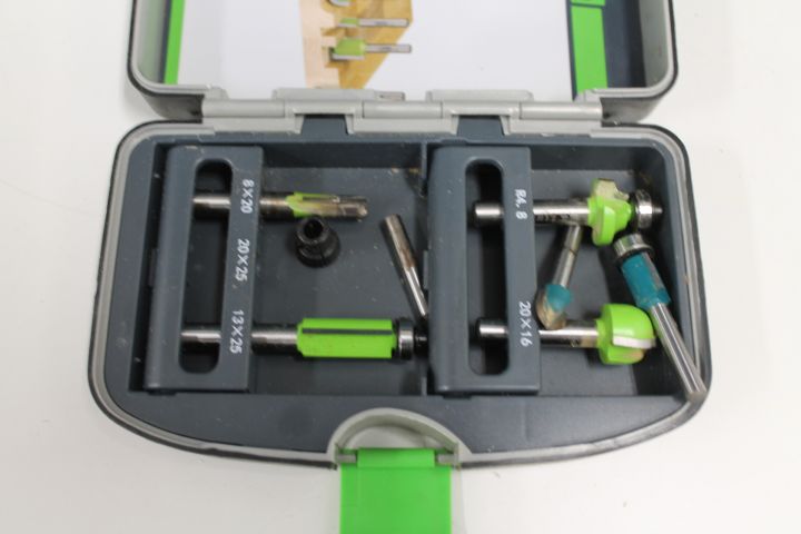 436565-7 Handlebar Makita RT0700CX5J