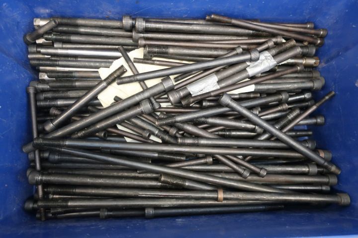 469483-7 VKR steel pipes