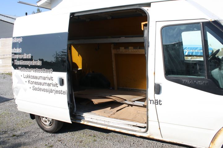 497072-10 Ford Transit 300M