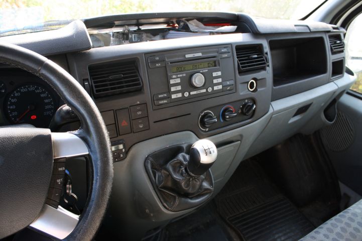 497072-14 Ford Transit 300M