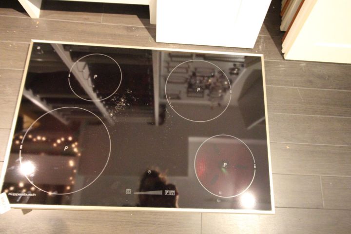 486230-2 Cooktop Küppersbusch, EKI 824.0M, 4 plates