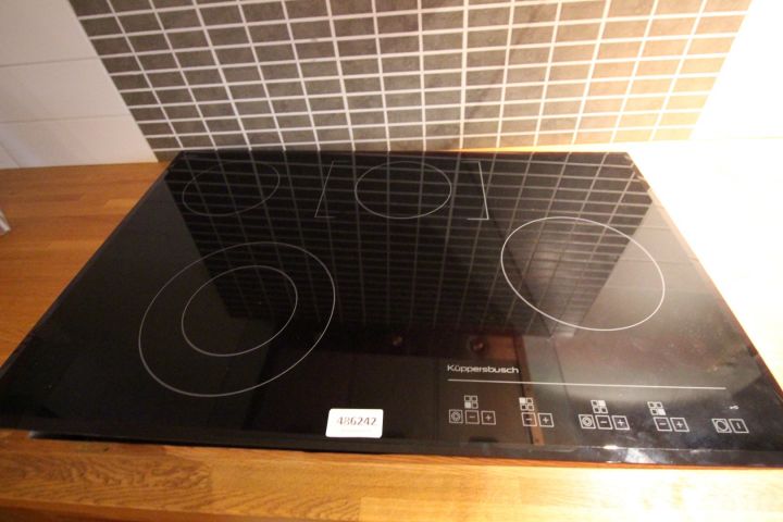 486242-1 Cooker Küppersbusch, EKE 804.2F, 4 plates