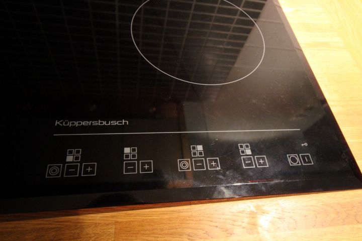 486242-2 Cooker Küppersbusch, EKE 804.2F, 4 plates