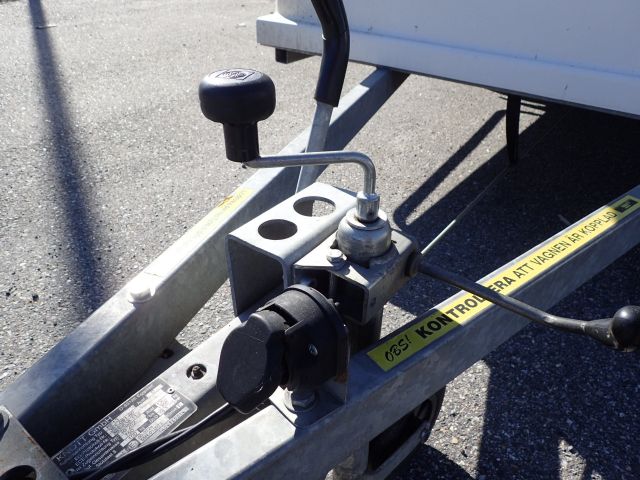 467458-14 Flyttsläp THULE Reg: CWF836