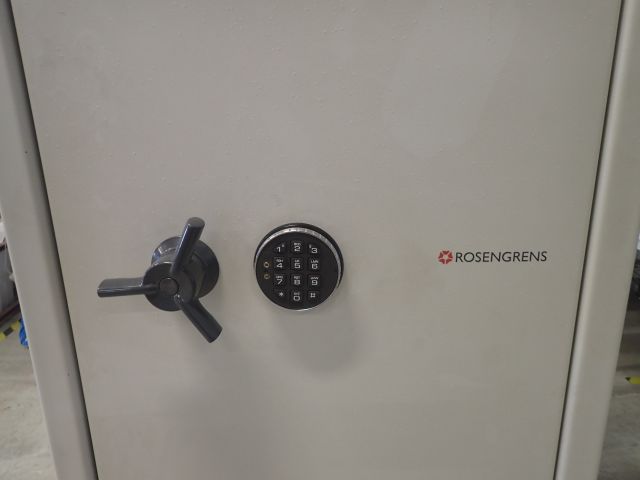 468015-2 Reeld Rosengrens safety cabinet