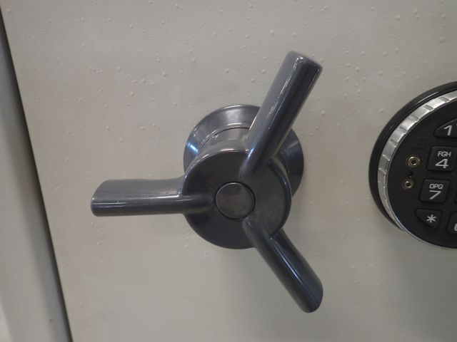 468015-3 Reeld Rosengrens safety cabinet