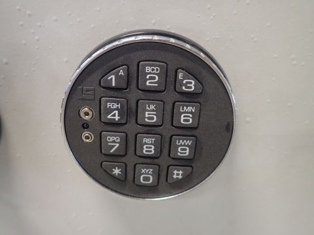 468015-4 Reeld Rosengrens safety cabinet