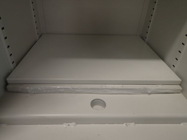 468015-15 Reeld Rosengrens safety cabinet