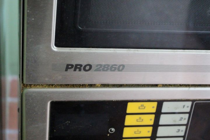 493989-5 Mikrovågsugn Philips Whirlpool Pro 2860