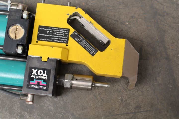 473679-12 Press tool TOX, 3 pcs